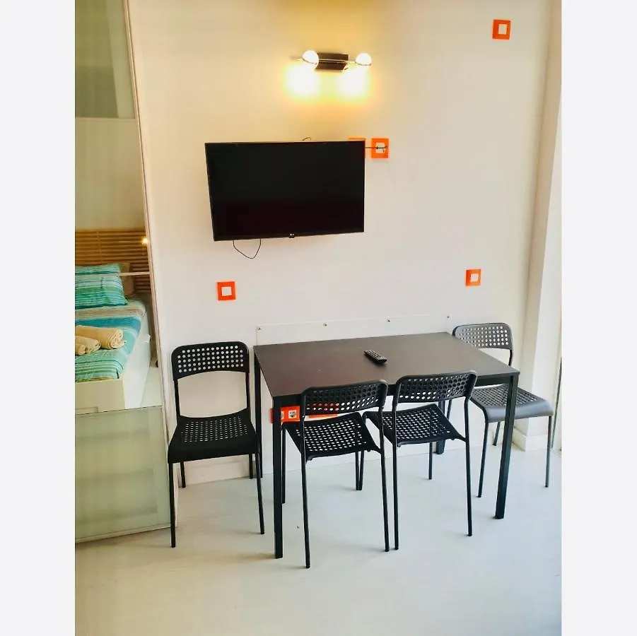 פוארטו דה לה קרוז Materdei Guesthouse Edificio Palmeras Playa דירה פוארטו דה לה קרוז
